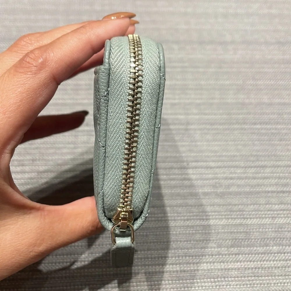 Great Condition Caviar Chanel Zipped Coin Purse - Picture 3 of 15